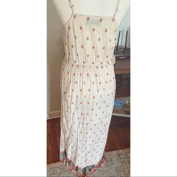 White maxi dress - Picture 2 of 2